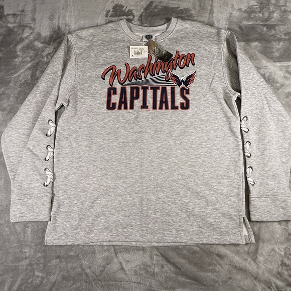 NHL Tops - Washington Nationals Women's Sweatshirt Size Medium NWT Hockey NHL
